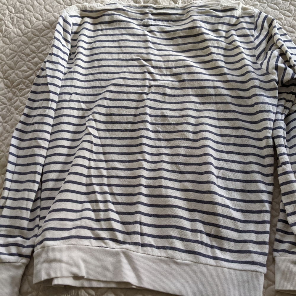 Men's sweater